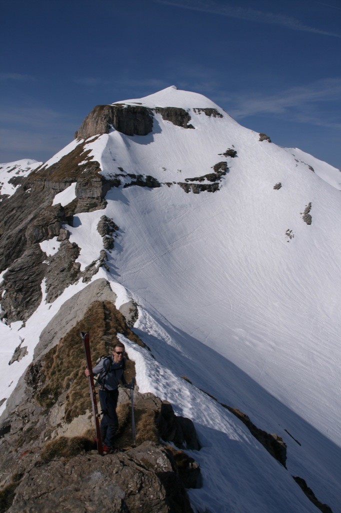 En vue du Colonney, sur l'arête des Lindars
