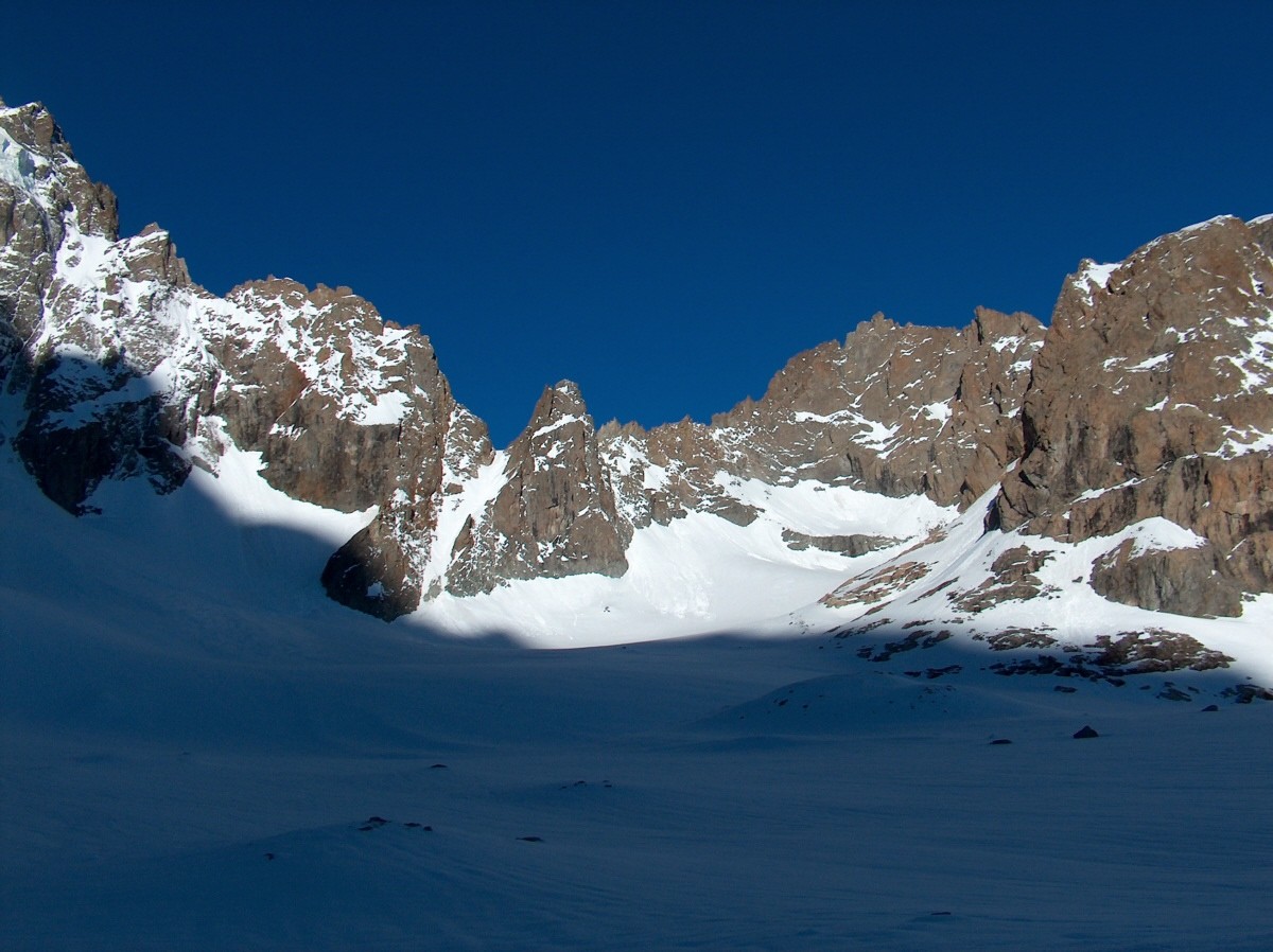 Soleil levant sur le Col de Coste-Rouge.