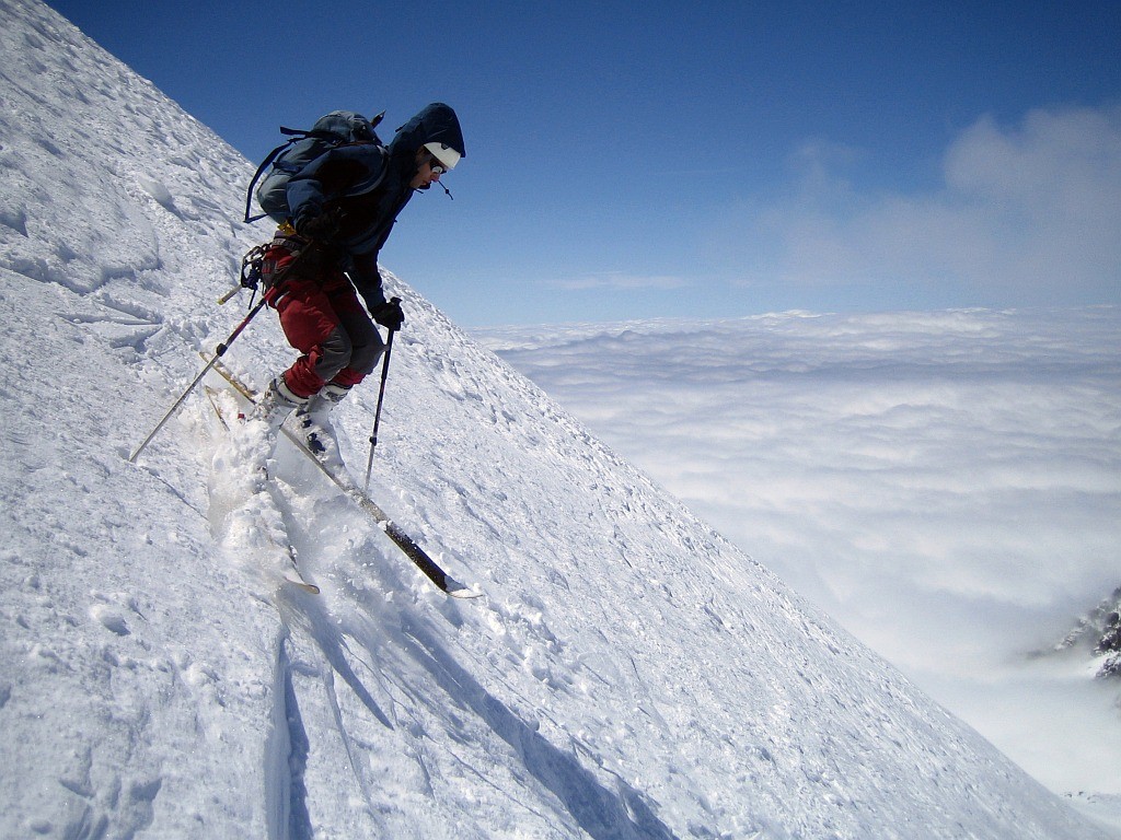 Dans le haut de la face N de Turia