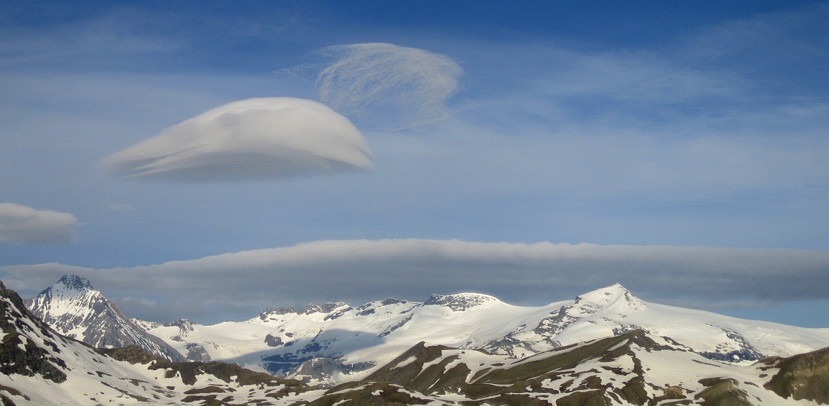 Grosse bête au dessus des Dômes de la Vanoise