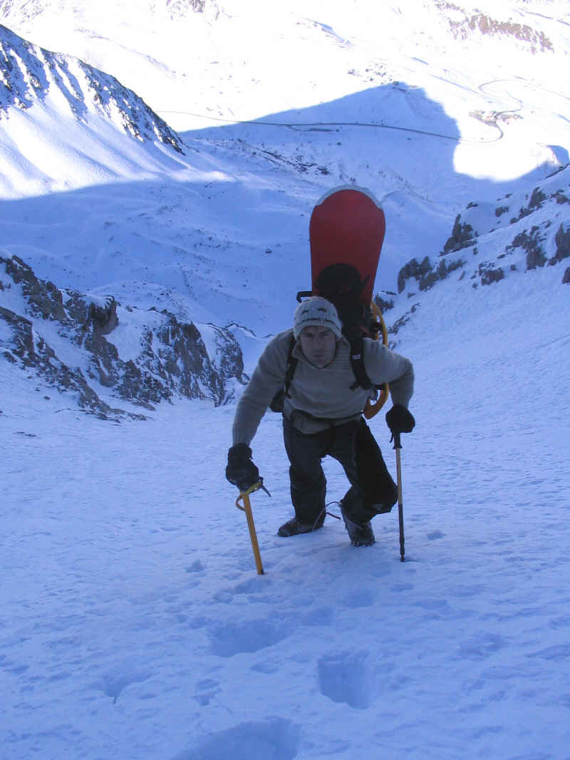 Arno Réb dans le couloir.