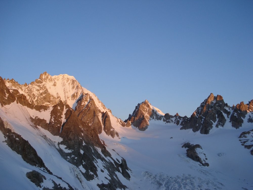 levé du soleil sur l'aiguille d'argentière