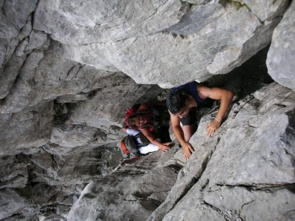 La première cheminée de l'Aiguiile grise de Varan
