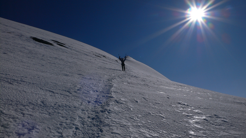 Debut de la descente, sous le sommet