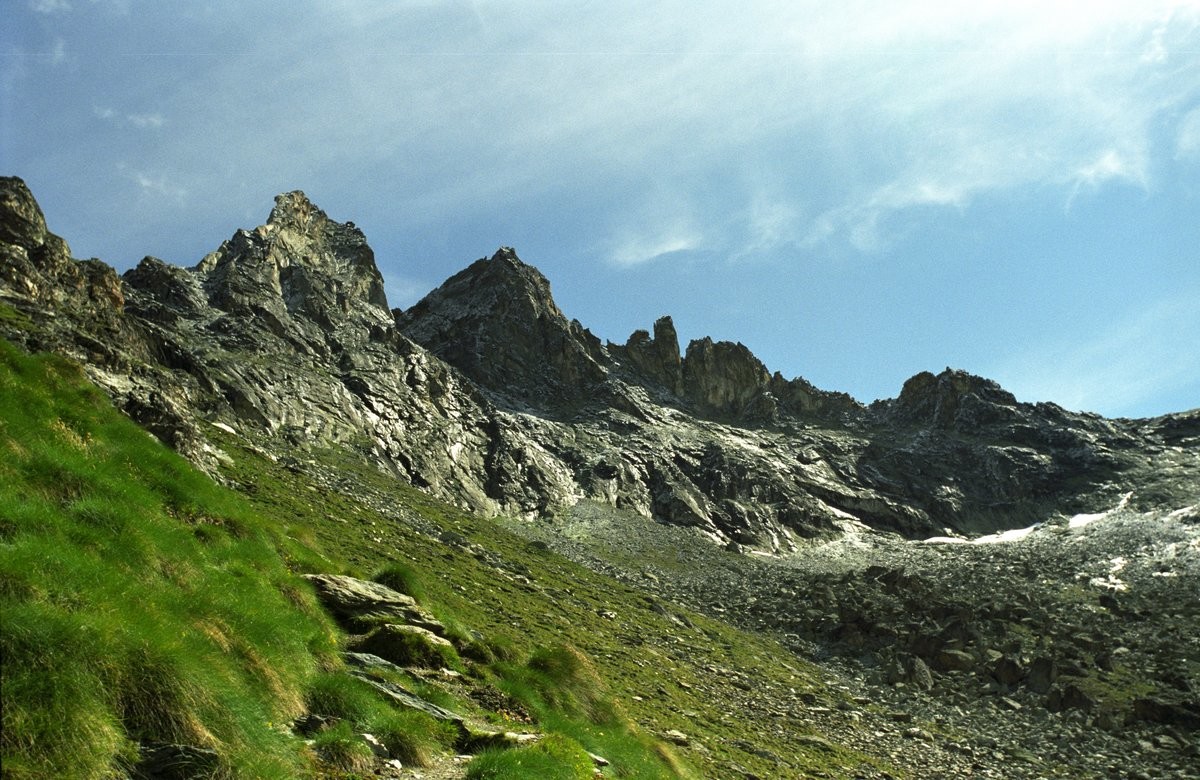 Petite Dent de Veisivi