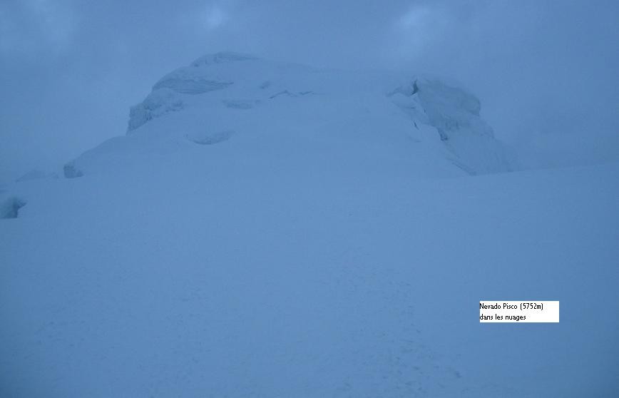 Nevado Pisco -dans les nuages