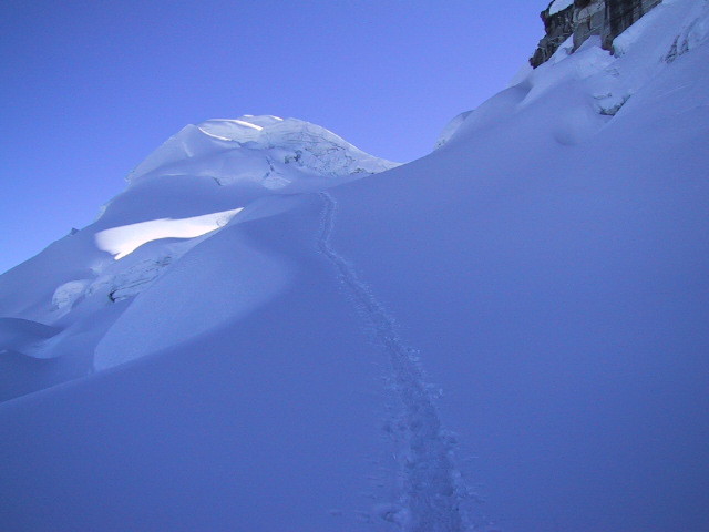 Glacier Vallunaraju - montée vers le col