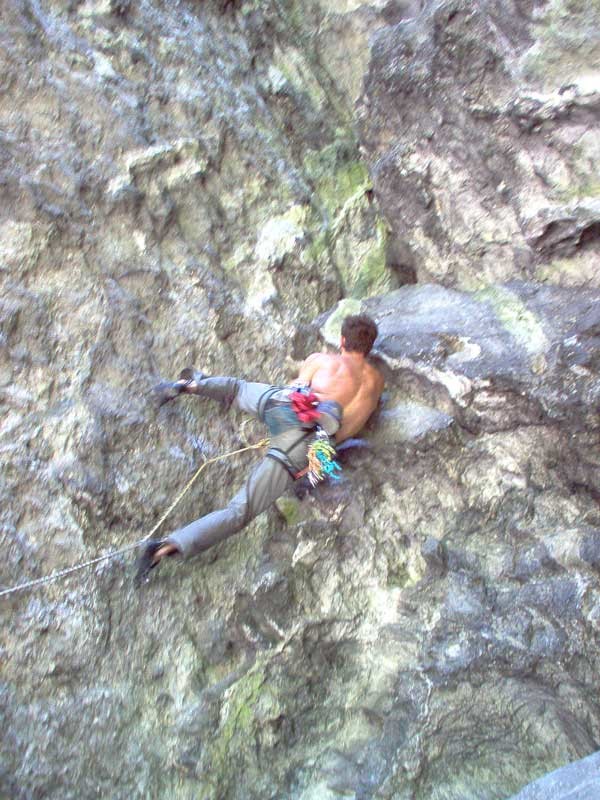 Rochers Saint- Anne -Tilff - l'Anticlinal