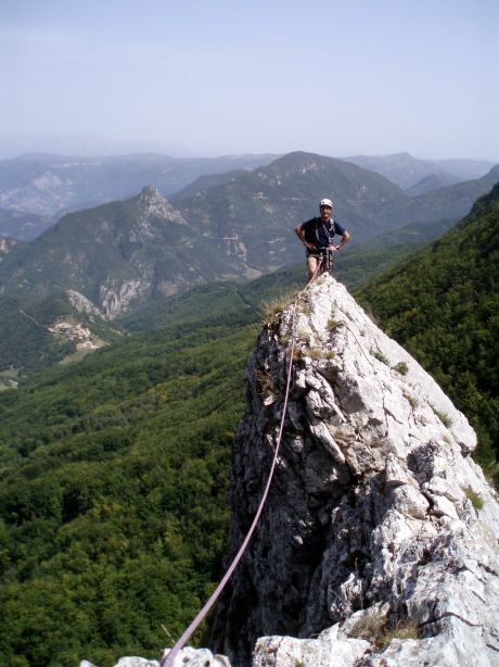 Massif des trois becs, Une belle arête aérienne