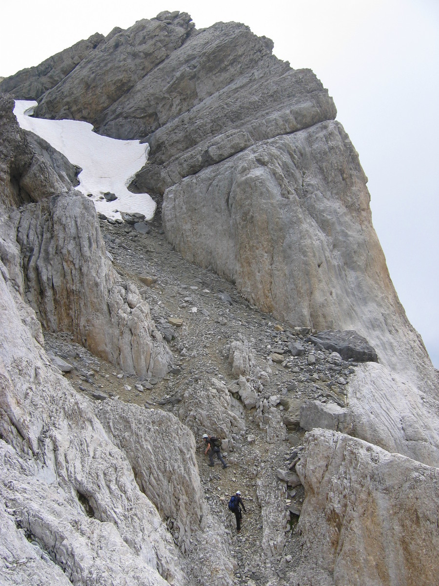 Couloir d'accès vers le Casque