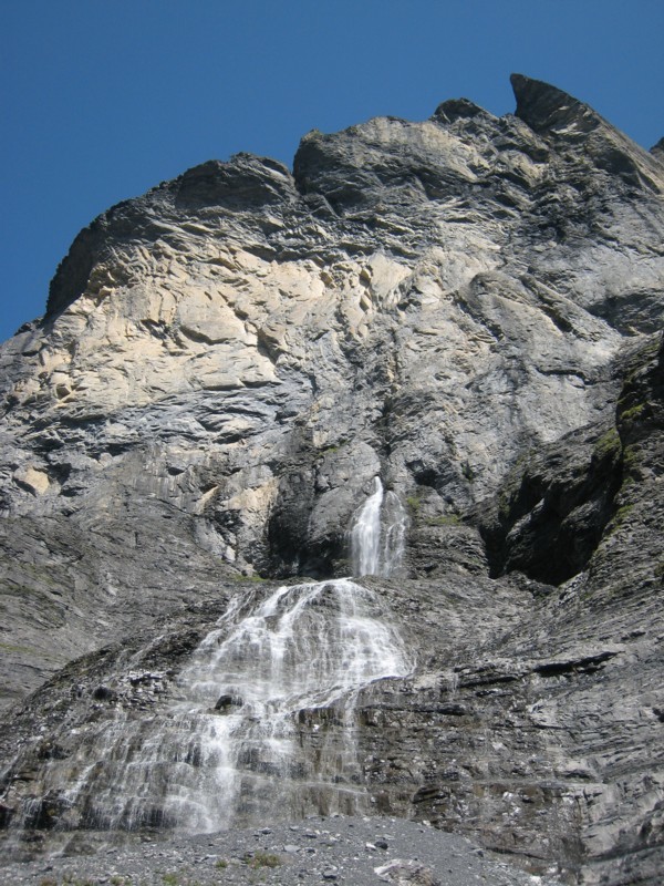 Tenneverge - cascade de la méridienne