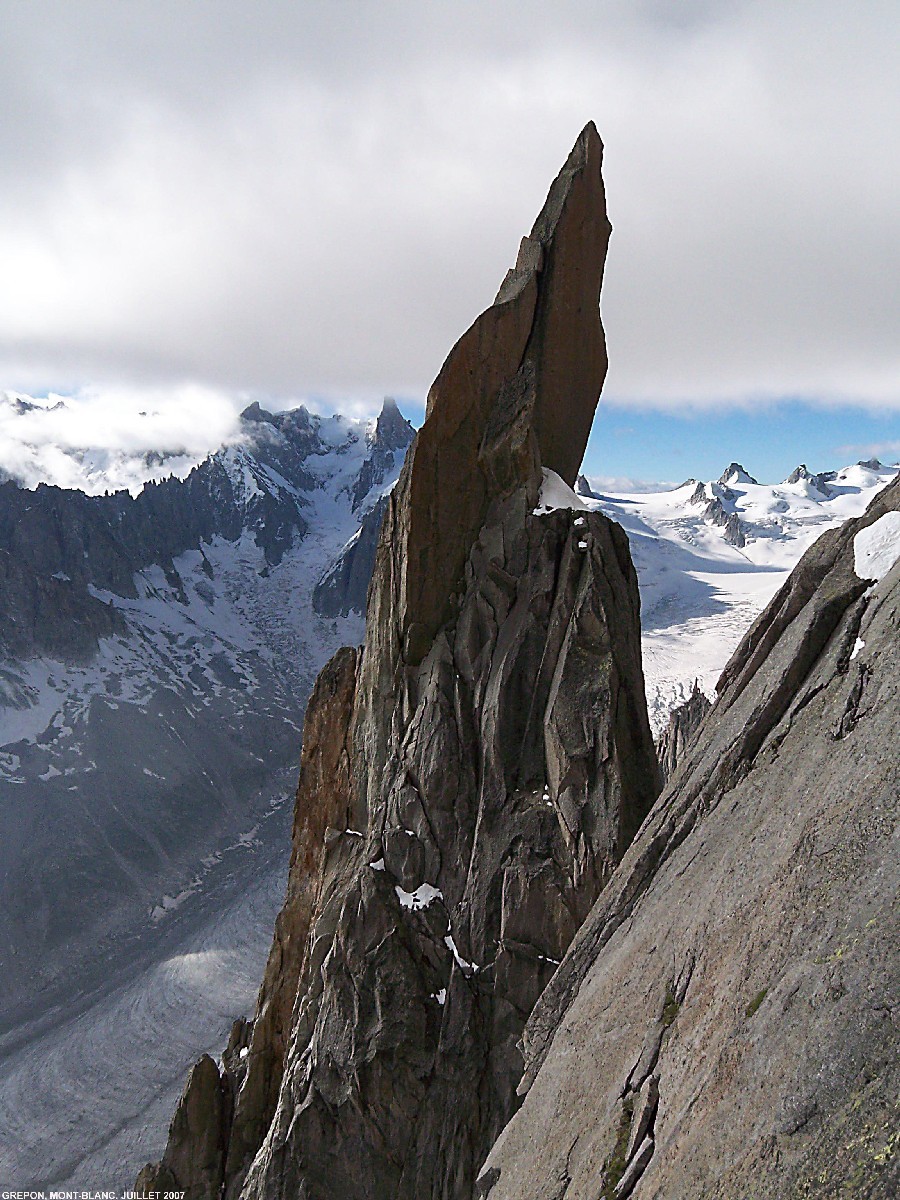 Aiguille de Roc vue depuis la montée au Grépon - Camptocamp.org