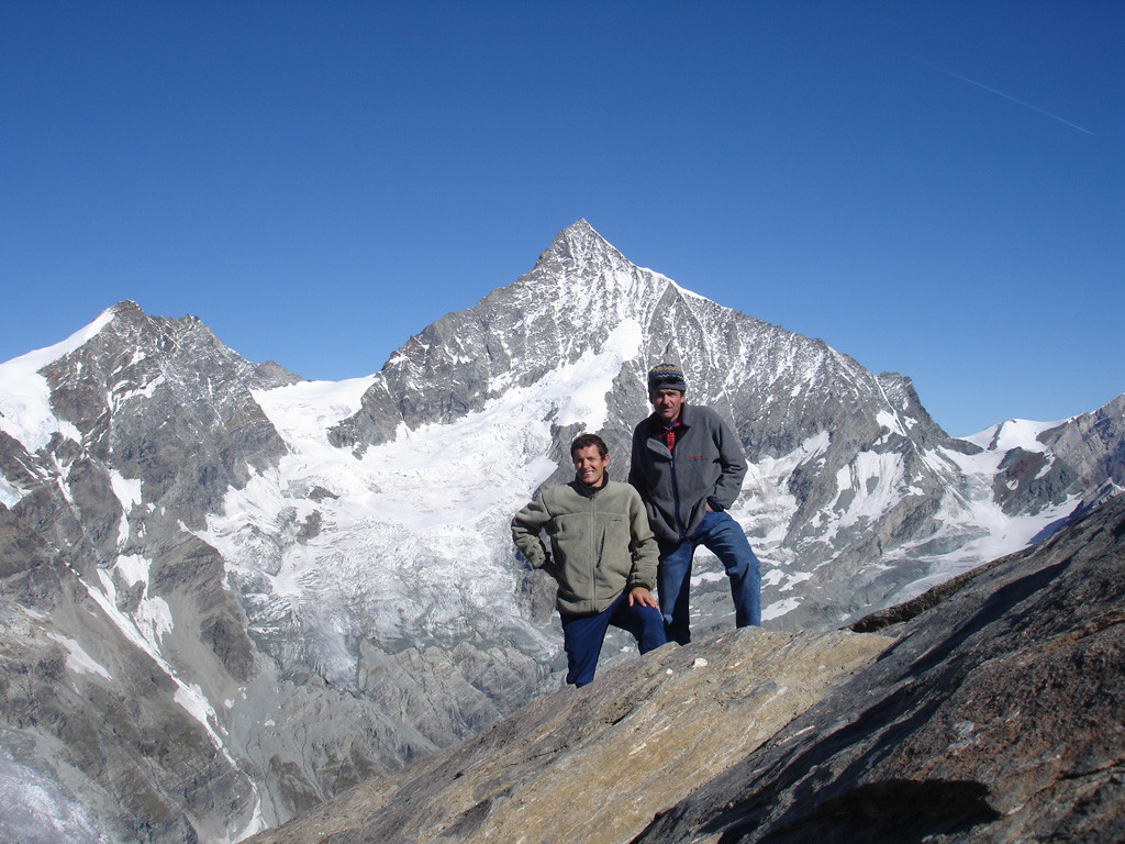 In cima al Mettelhorn 3406 m, con il Weisshorn 4506 m sullo sfondo.