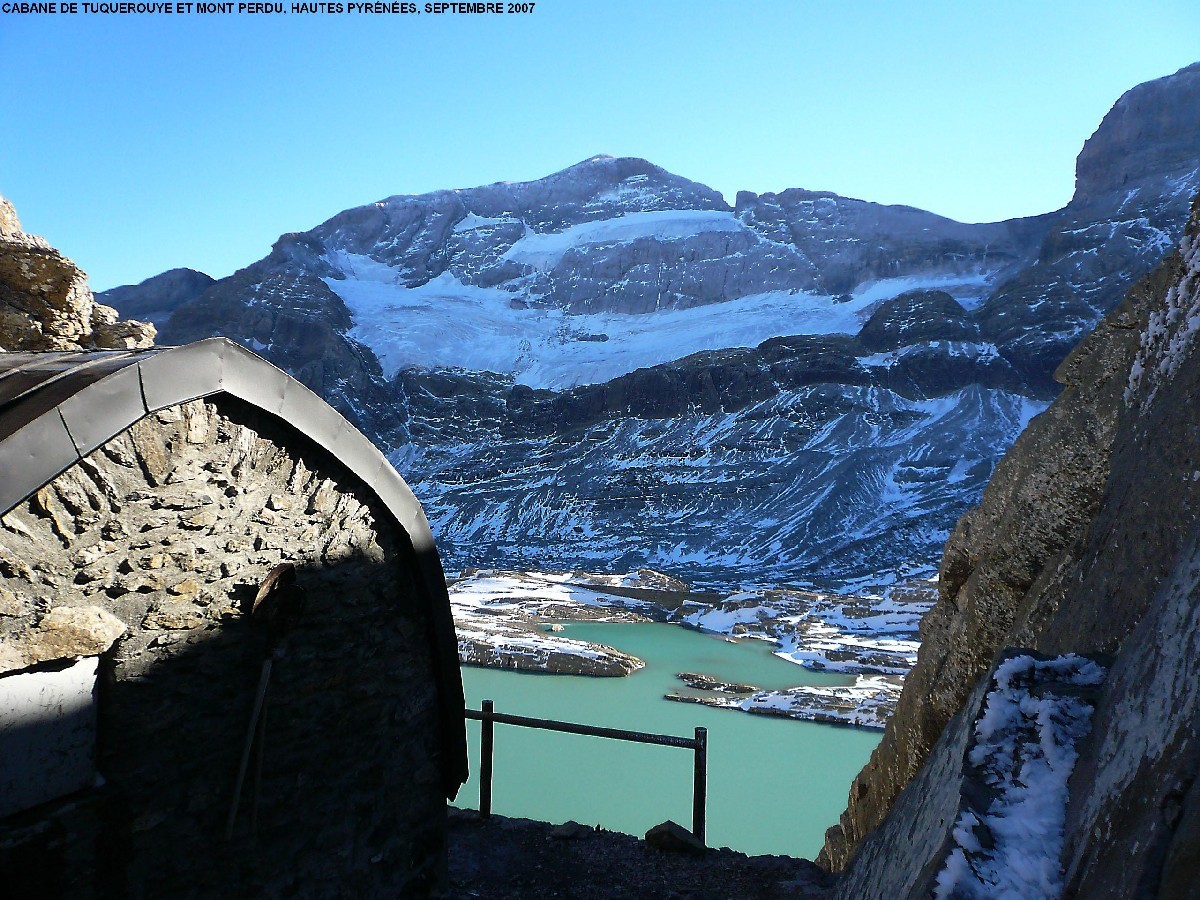 Refuge de Tuquerouye et Mont Perdu