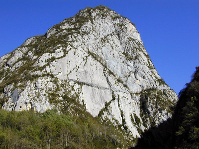 La Mature vue d'en bas La Mature vue d'en bas