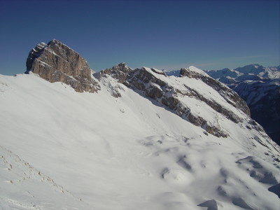 Pointes du Midi et Dzerat vues du Col de Balafrasse Pointes du Midi et Dzerat vues du Col de Balafrasse