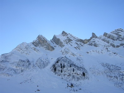 Combe à Marion depuis lae Col des Aravis Combe à Marion depuis lae Col des Aravis