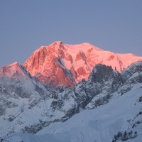 Levé de soleil sur le Mont Blanc