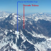 Le Nevado Tolosa depuis les airs, en nov. 2006 (derrière: l'Aconcagua)