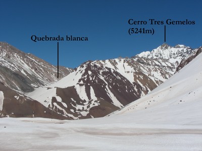 Cerro Tres Gemelos: Face NNE depuis Laguna Horcones (aout 2007)
