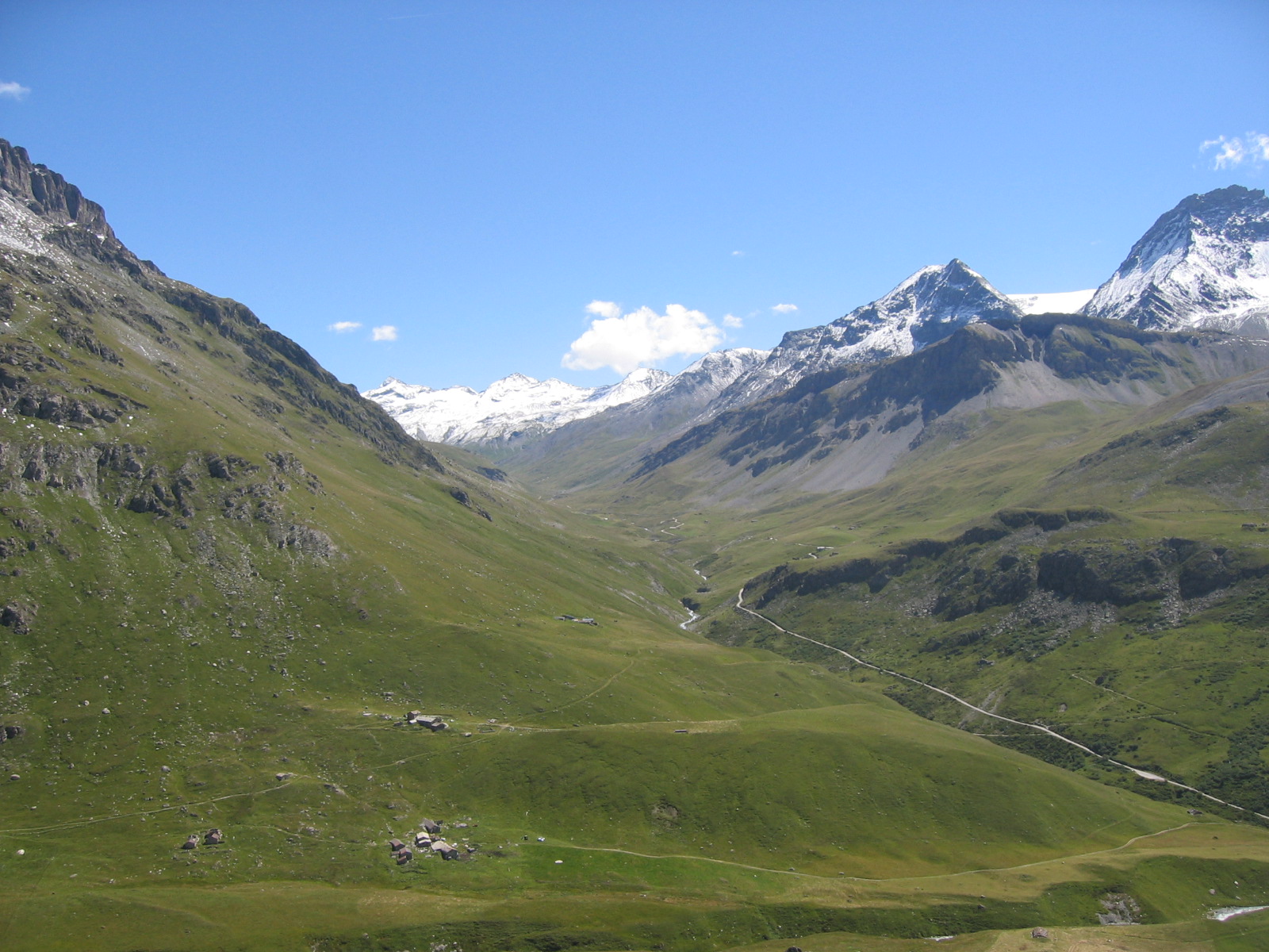 Refuge d'Entre Deux Eaux