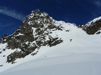 Aiguille du Plat de la Selle (voie normale) et Col de burlan (versant S) Aiguille du Plat de la Selle (voie normale) et Col de burlan (versant S)