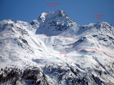 Il Piz da la Margna 3159 m al 14 aprile 2006.
