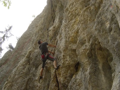 Andres dans "Touran" à Cortébert, Suisse. Andres dans "Touran" à Cortébert, Suisse.