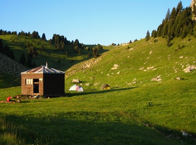 Refuge des Chaumailloux au petit matin Refuge des Chaumailloux au petit matin