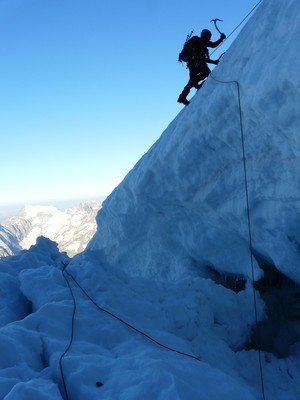 Couloir Young: première rimaye Couloir Young: première rimaye