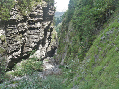 Naissance du bisse et pont