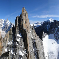 Dans la crête, vue sur le Grèpon