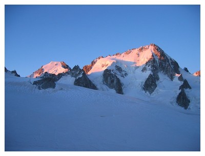 Lever du jour sur le Chardonnet