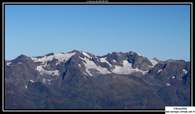 Le Massif des Grandes Rousses avec le Pic de l'Etendard