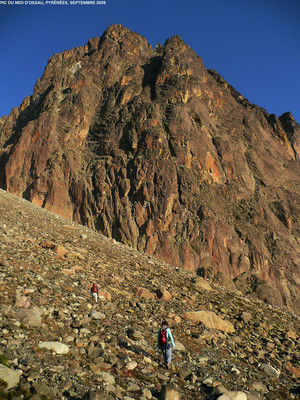 Pic du Midi d'Ossau, face SE de la Pointe Jean Santé Pic du Midi d'Ossau, face SE de la Pointe Jean Santé
