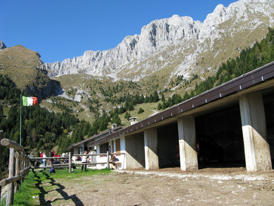 Baita Cassinelli. Baita Cassinelli.