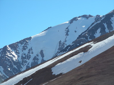 Glaciers de la face E de l'Olivares: Zoom. Glaciers de la face E de l'Olivares: Zoom.