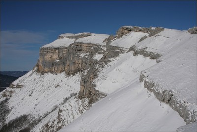 Margeriaz - falaises de la face S Margeriaz - falaises de la face S