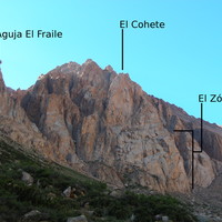 Le pilier N du Cohete, l'aiguille du Fraile y le Zócalo vus du NNW