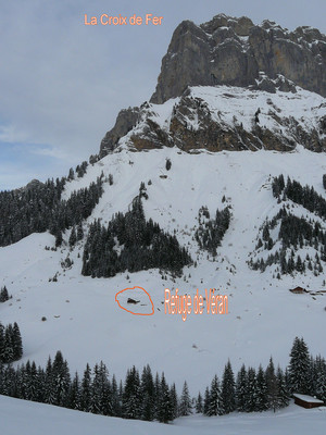 Refuge de Véran et la Croix de Fer