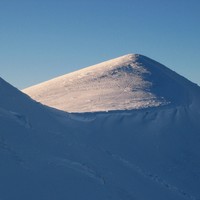A droite, la pente NW de Pointe-Feuillette