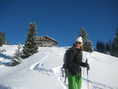 Corinne et le chalet du régiment Corinne et le chalet du régiment