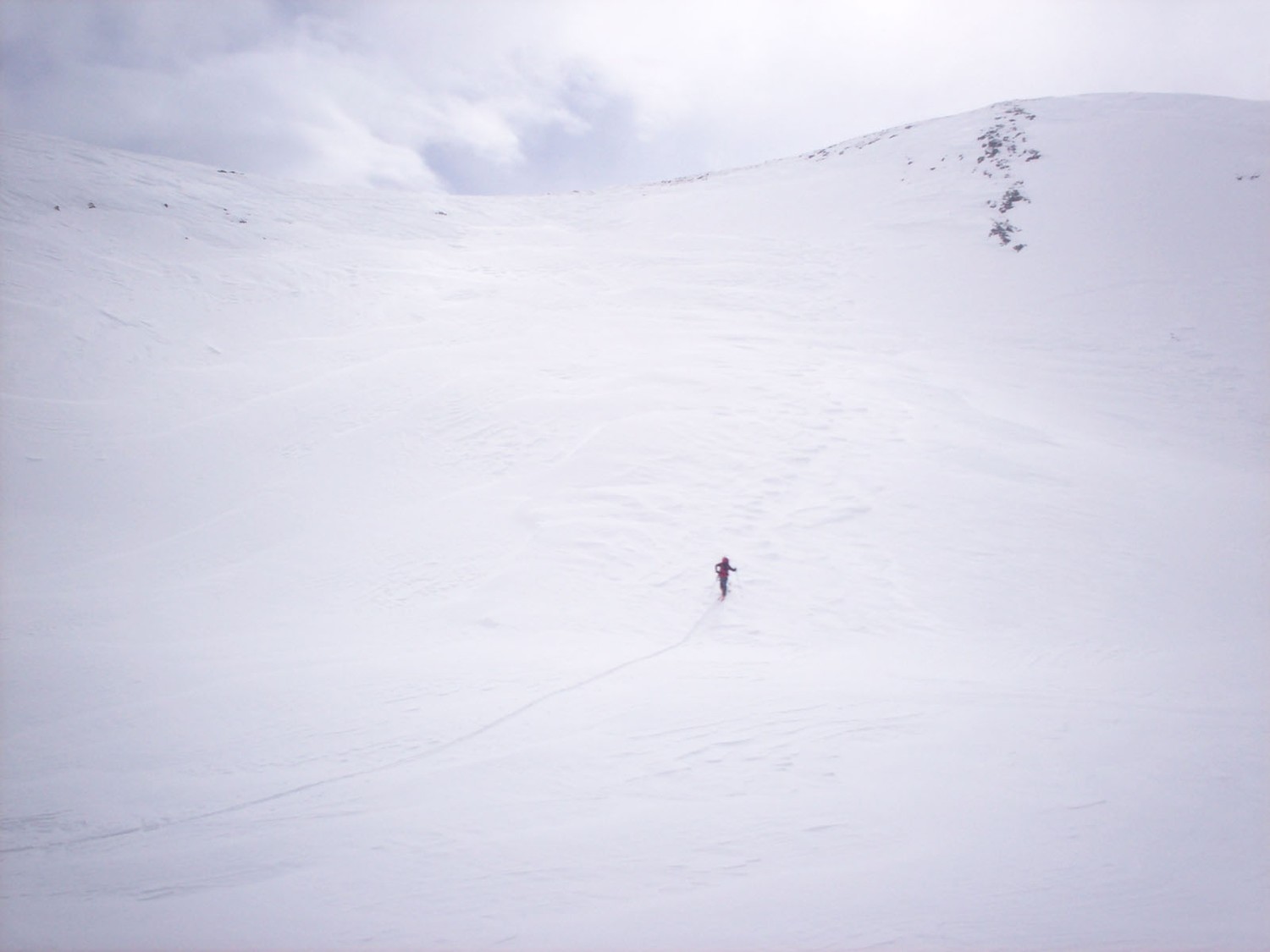 Salendo alla cima di Stilves. In prossimità del Passo di Caspineto