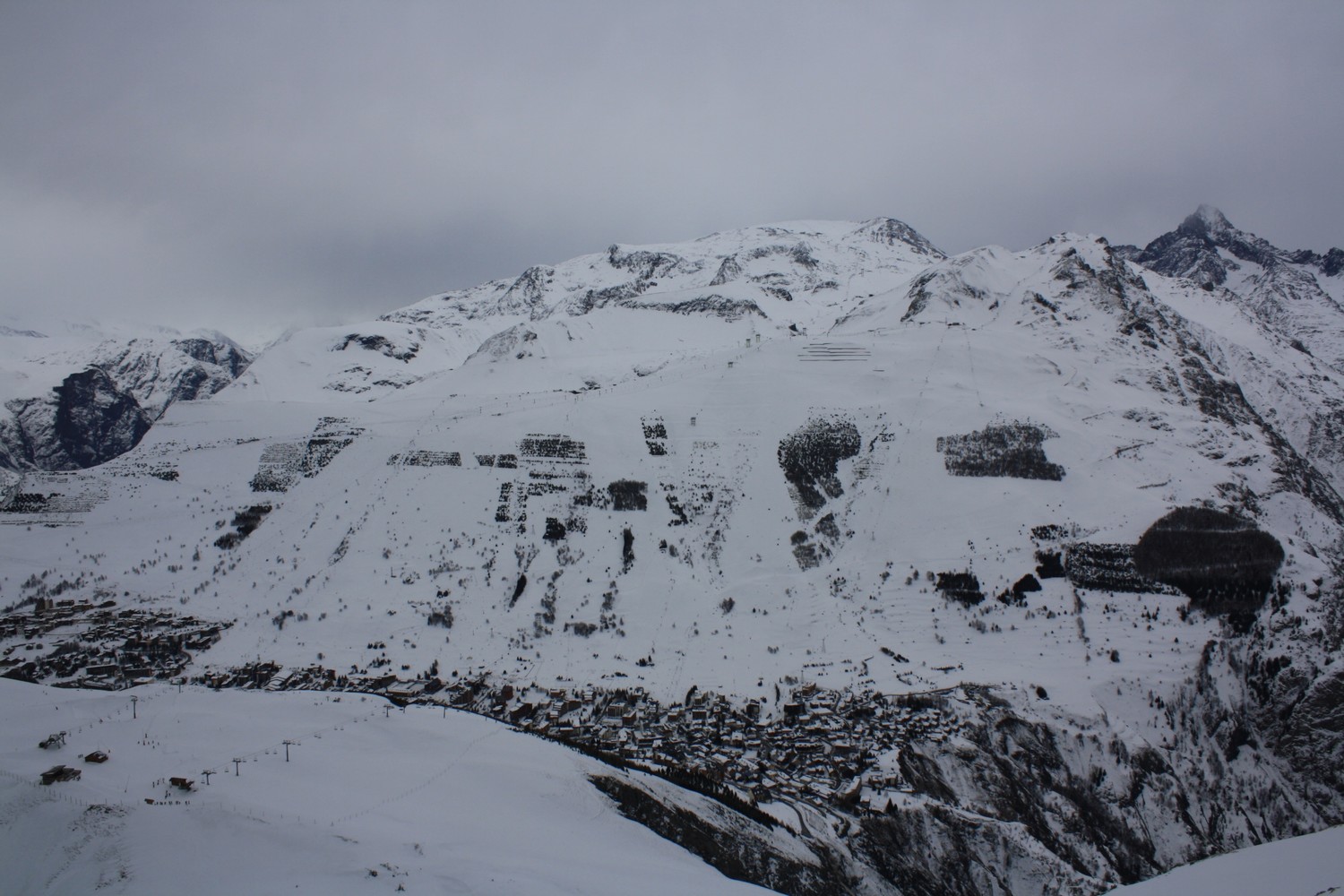 De Pied Moutet, vers les Deux Alpes et leur domaine skiable