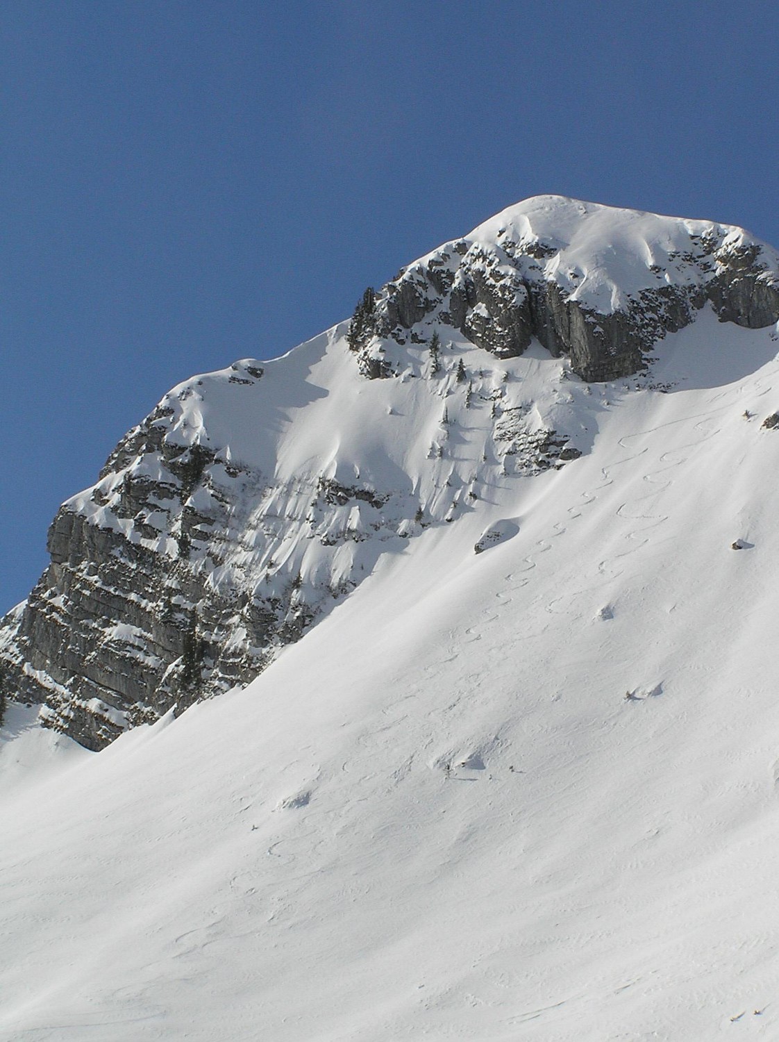 Teysachaux arête E - face ENE - arête N
