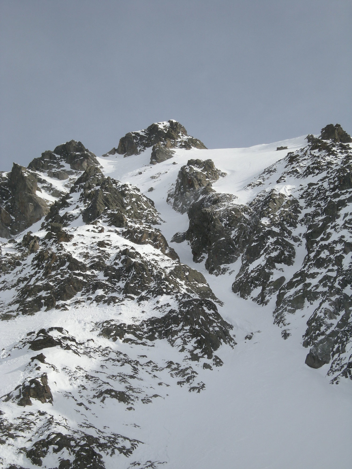 Pointe Alphonse Favre. Couloir NW