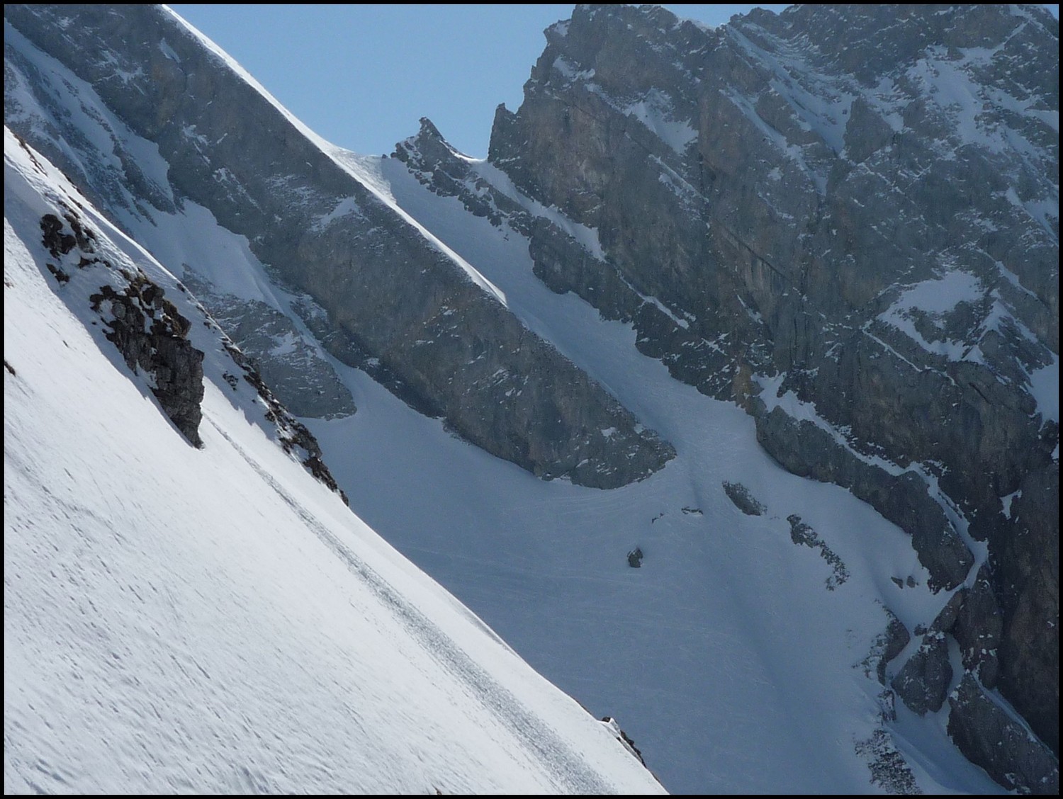 Couloir de Paré depuis col du Tchadar