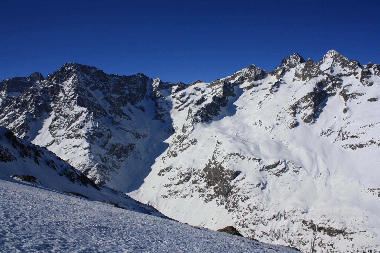 Le cirque du glacier d'Entre-Pierroux