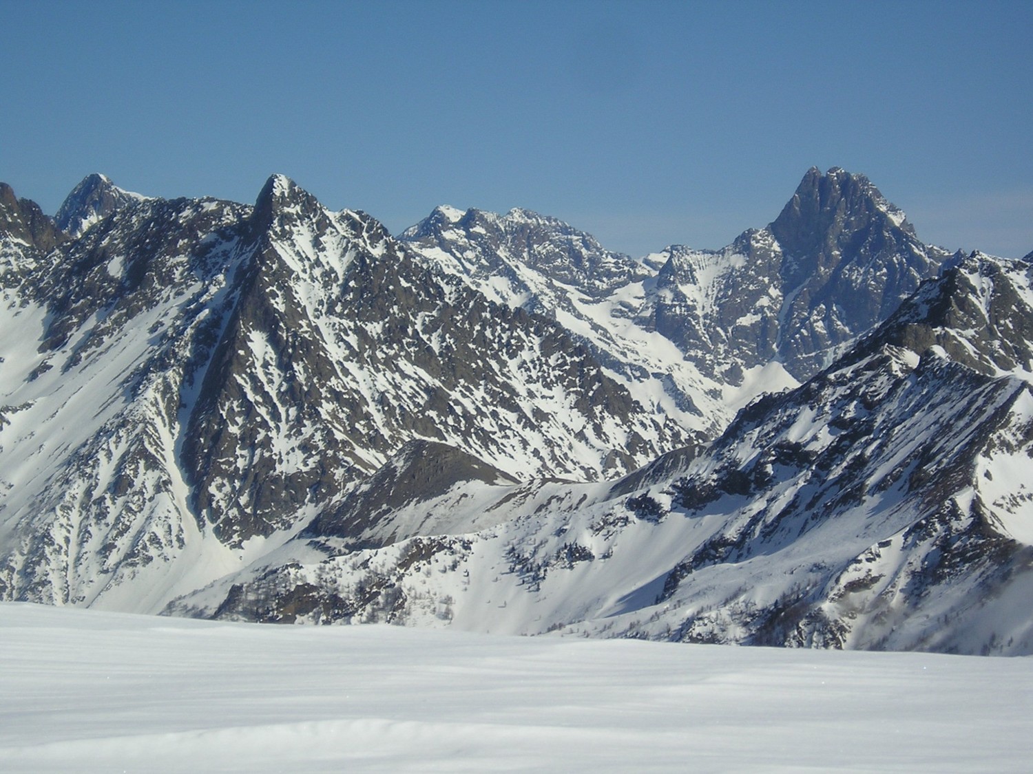 Aiguille des Marmes et Olan