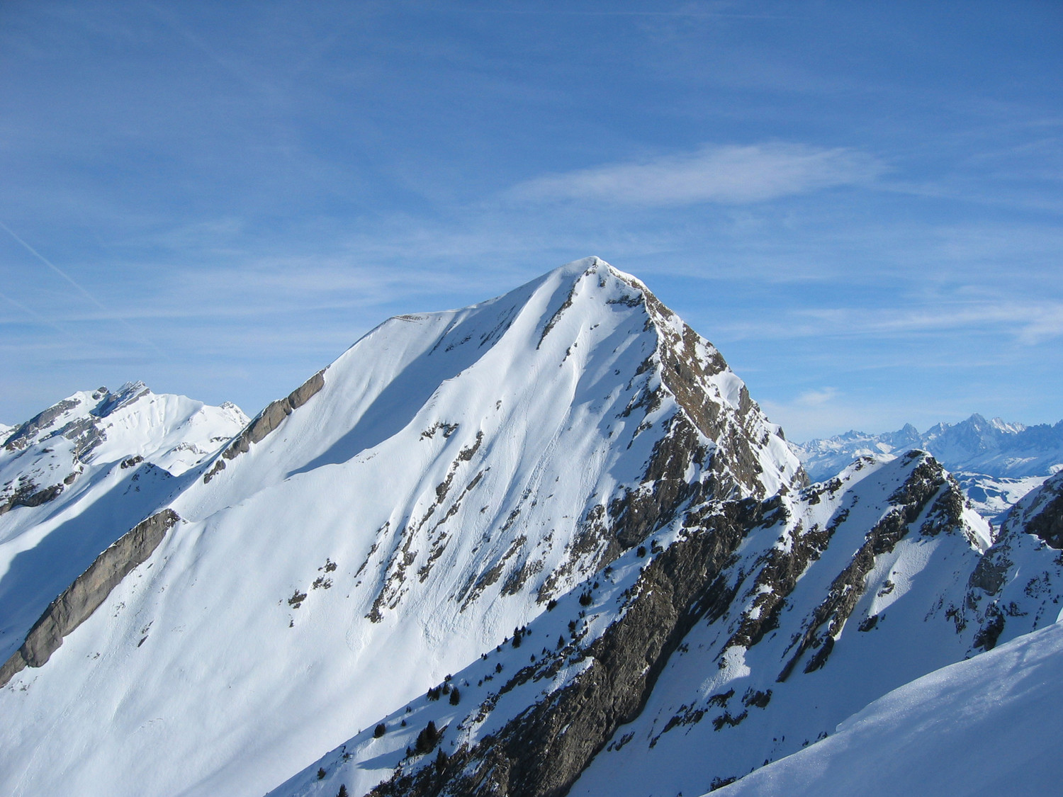 Aig. du bouchet de Serraval - Charvin face SW